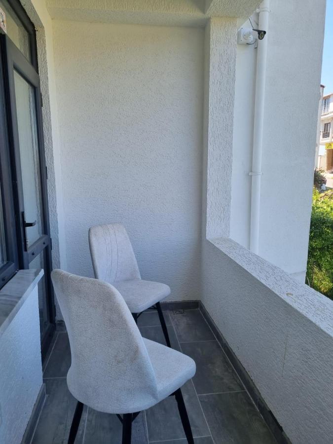 Istanbul Airport Family Suites Hotel Arnavutkoy Bagian luar foto