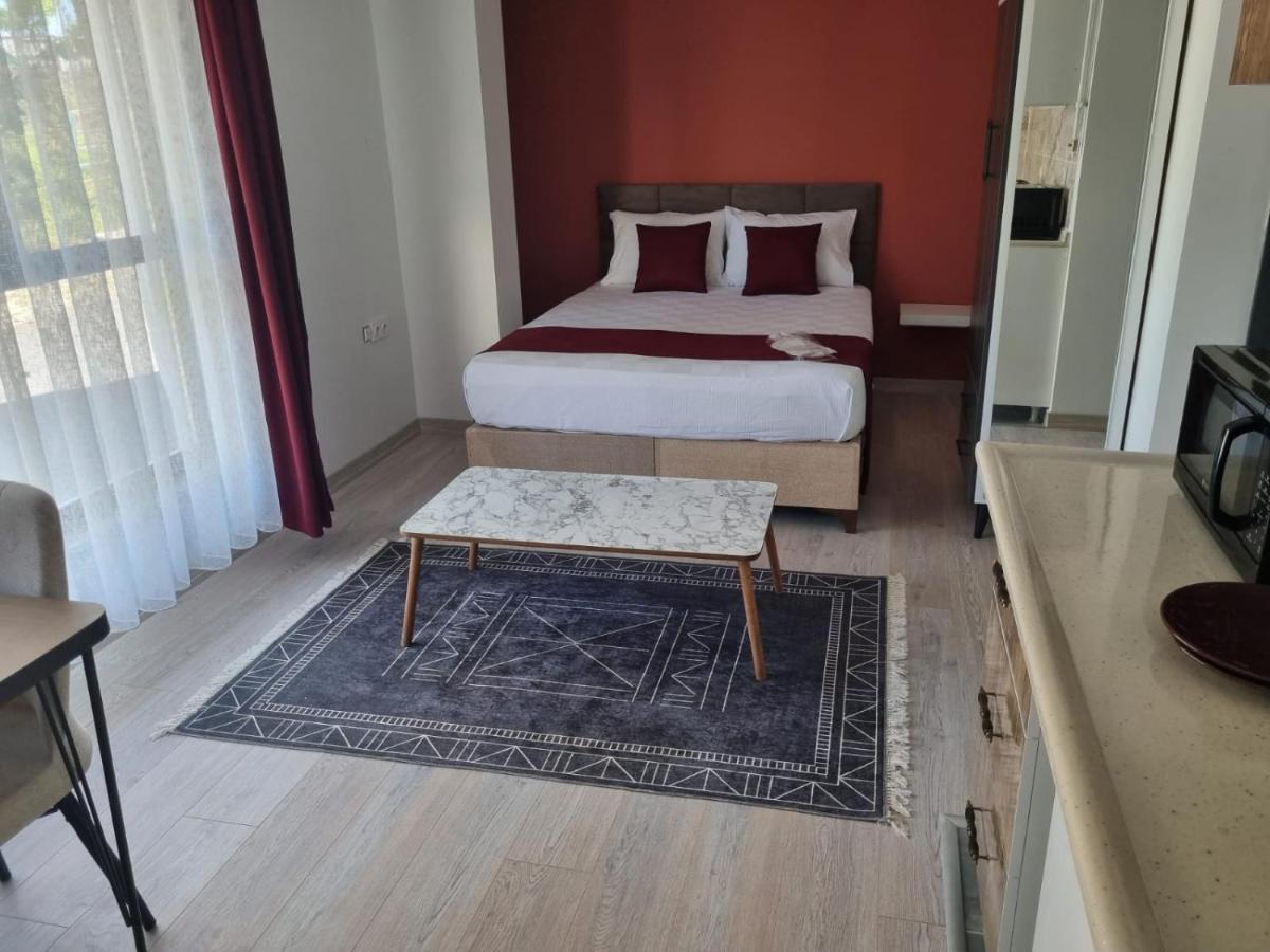 Istanbul Airport Family Suites Hotel Arnavutkoy Bagian luar foto
