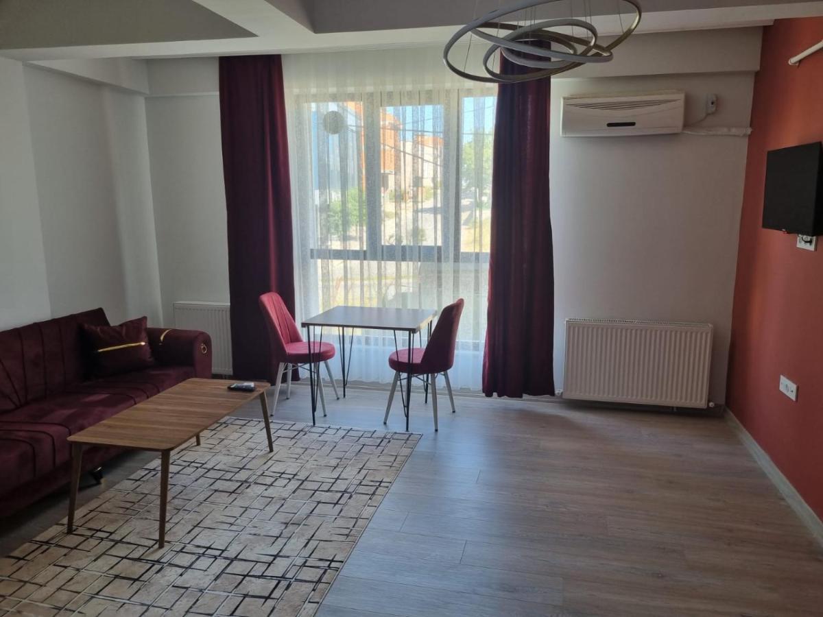 Istanbul Airport Family Suites Hotel Arnavutkoy Bagian luar foto