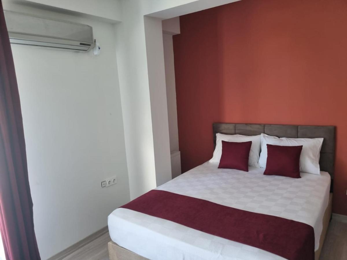 Istanbul Airport Family Suites Hotel Arnavutkoy Bagian luar foto